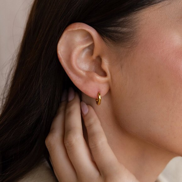 14K Slid Gold Mini Hoop Earrings - Picture 1 of 9